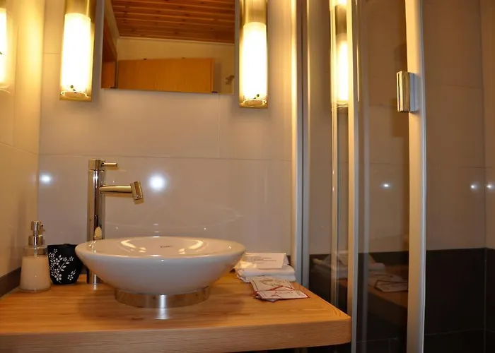 Otel Tenne 3*